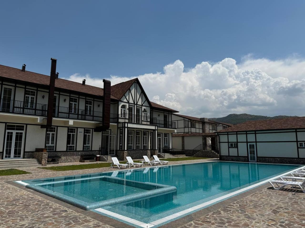Pana Hotel Gazalkent ภายนอก รูปภาพ