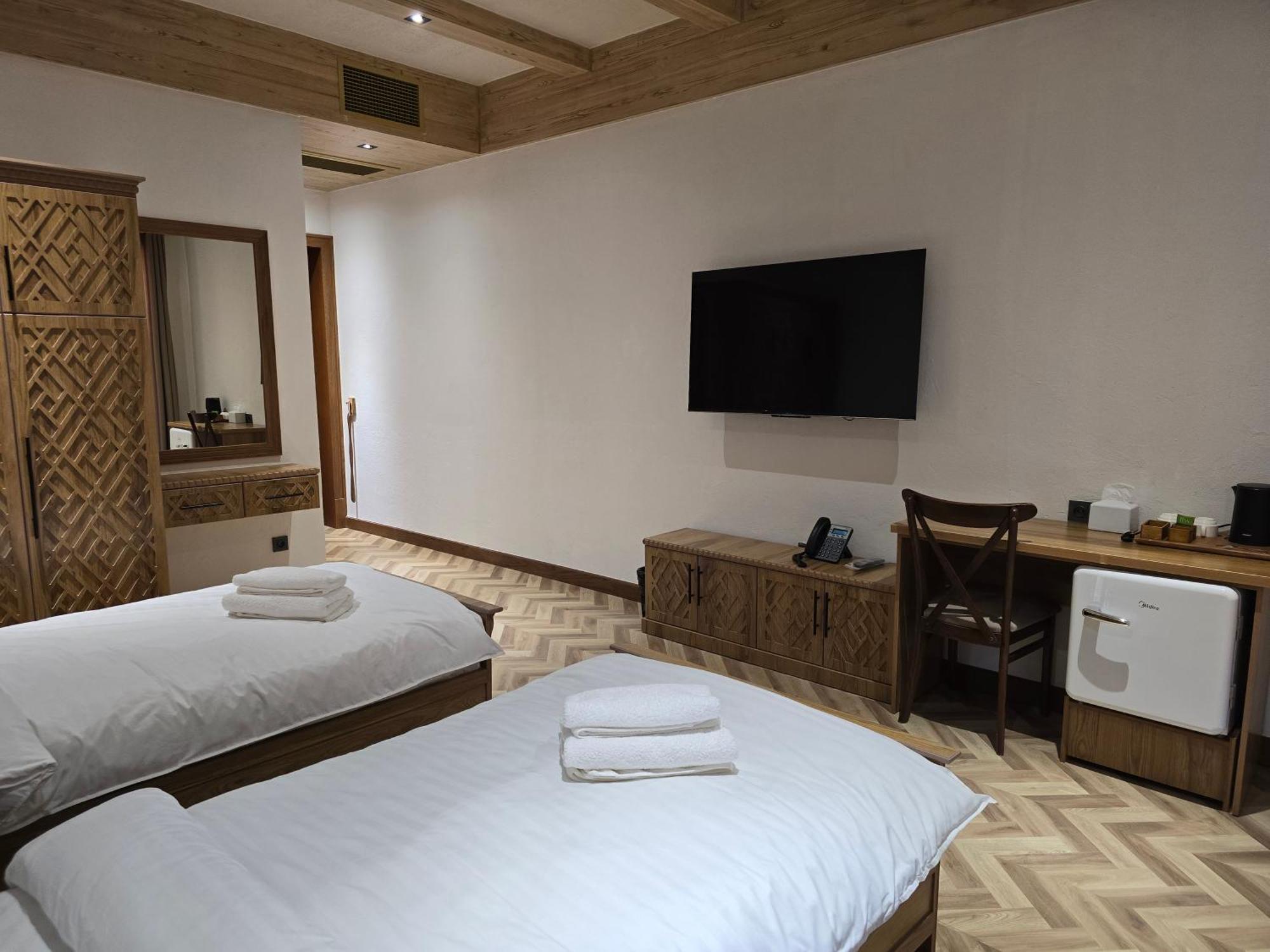 Pana Hotel Gazalkent ภายนอก รูปภาพ